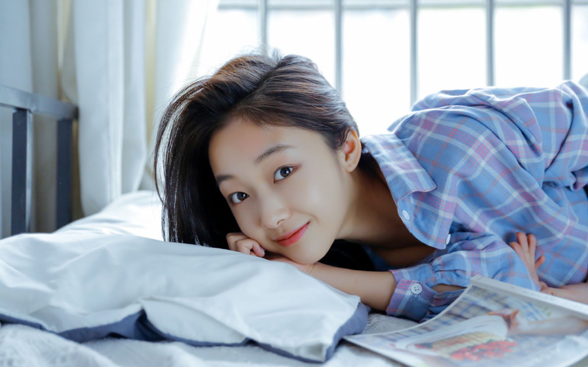 爱游戏下载-马竞前腰创造力出众，多次送出威胁传球，马竞球员